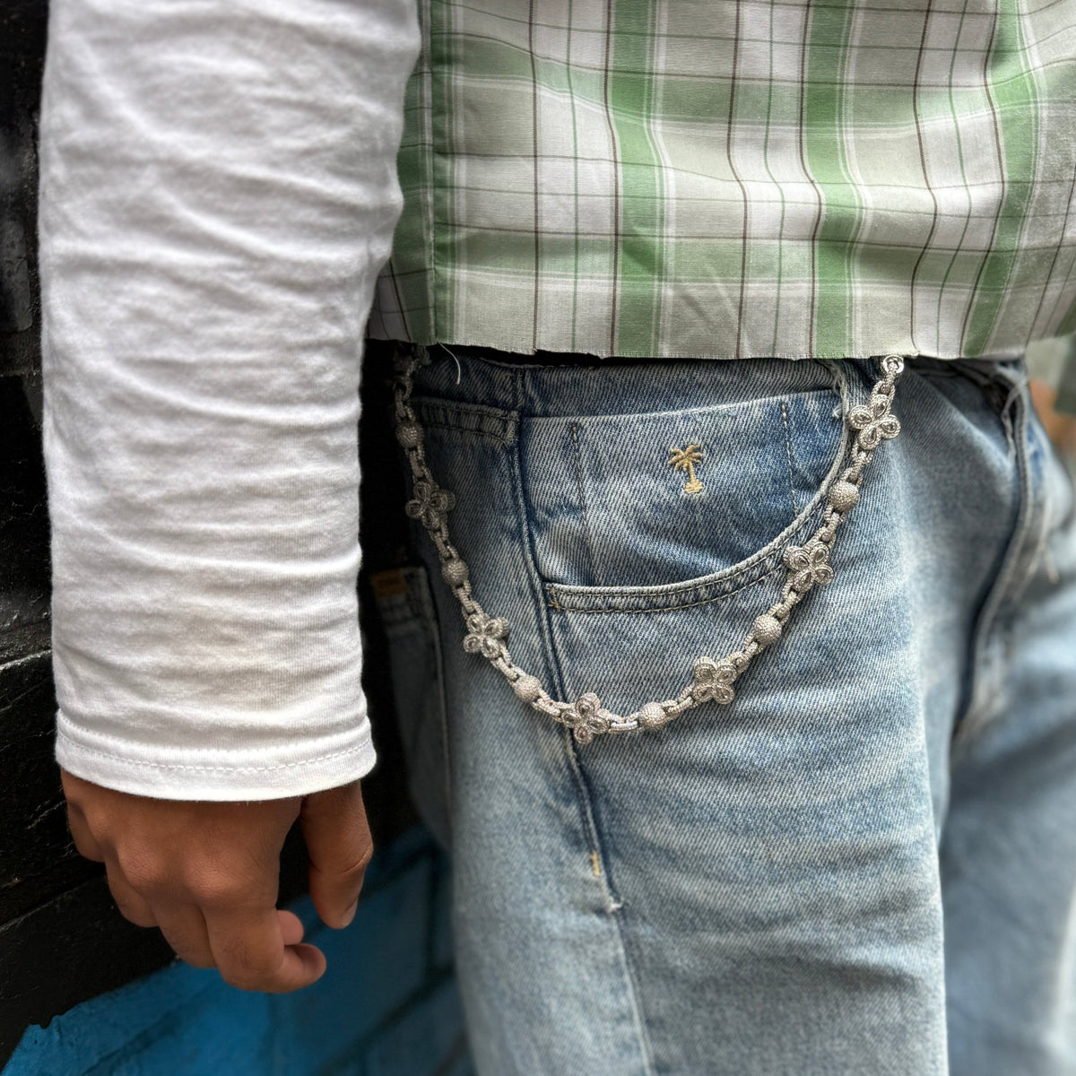 Clover Crystal Wallet Chain - ShopLorca