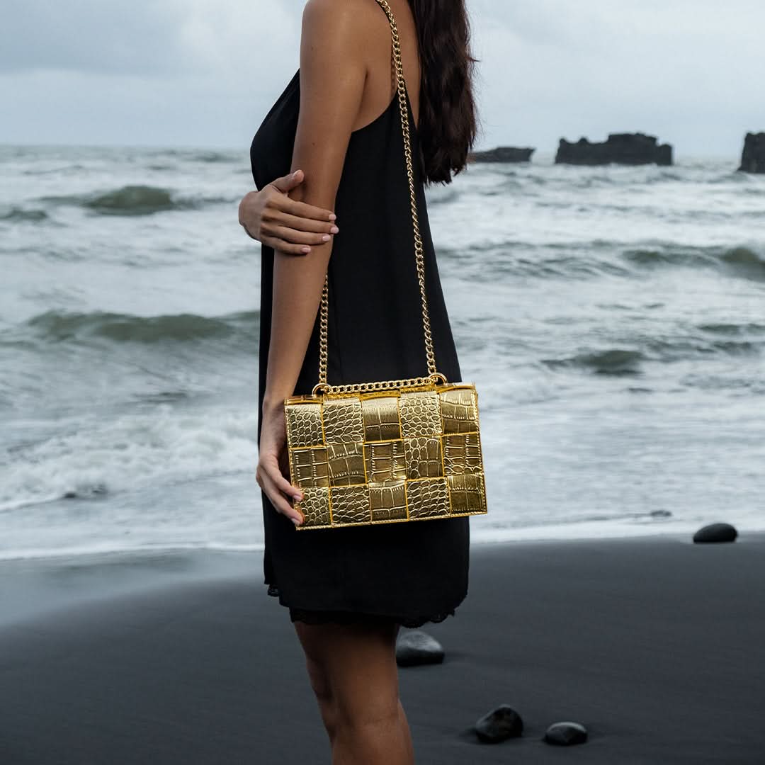 Crocodile Pattern Crossbody Bag - ShopLorca